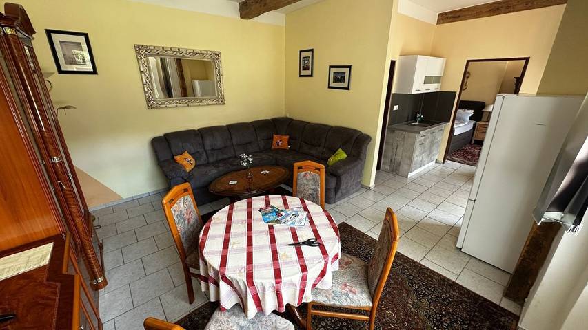 Ferienwohnung für 4 Personen, mit Garten und Terrasse in Lietzow