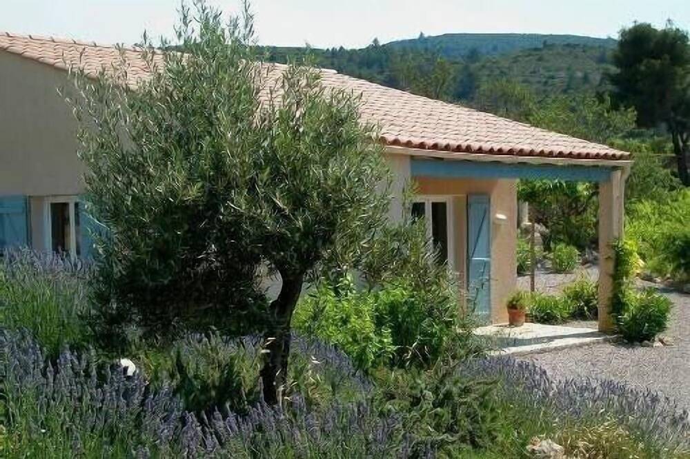 Villa avec Piscine privative chauffée, vue sur le vignoble, à 25 Km de la mer in Coustouge, Côte méditerranéenne (France)