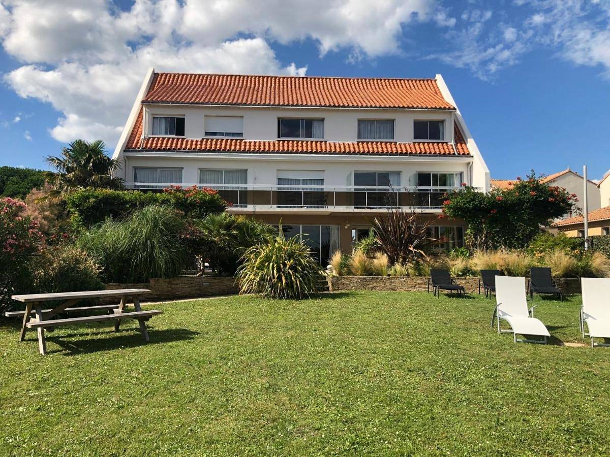 Budget Double Room in Pornic, Côte de Jade