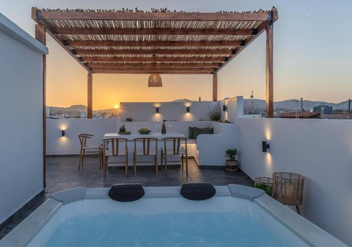 Ferienwohnung für 4 Personen, mit Whirlpool und Balkon in Archangelos - 4
