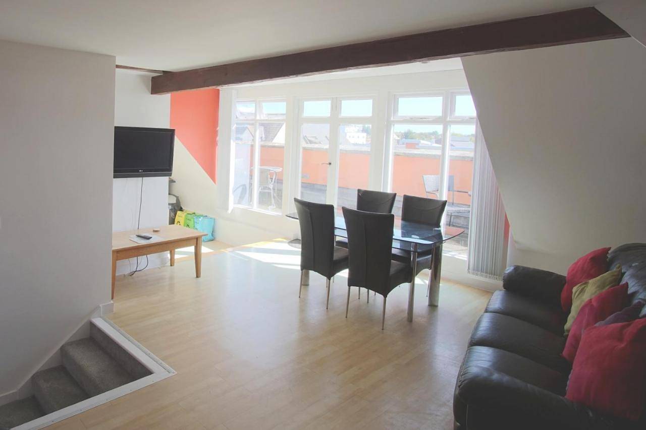 Entire apartment, Penthouse Apartment in Exeter, Devon