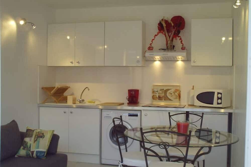 Porticcio: coquet Rez de jardin indépendant villa récente petit déjeuner offert in Porticcio, Grosseto-Prugna