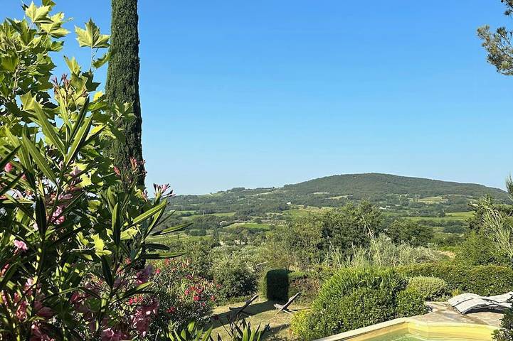 Ferienhaus für 6 Personen, mit Balkon und Pool - 1