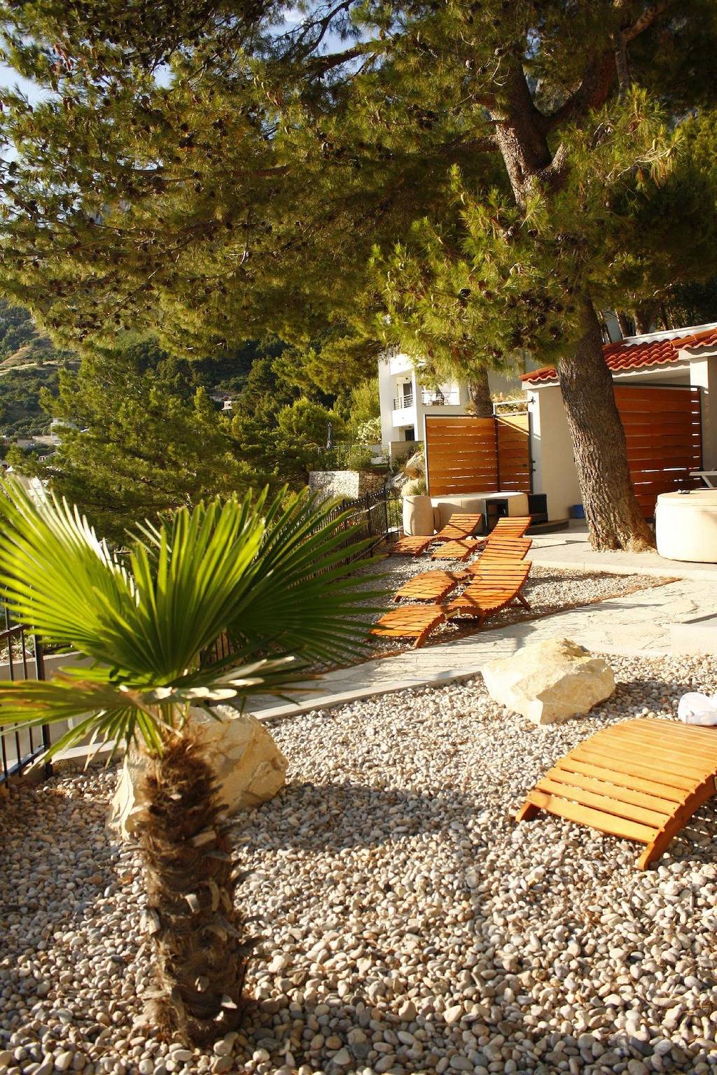 Ganze Ferienwohnung, Ferienwohnung mit Terrasse für vier Personen in Brela, Makarska Riviera