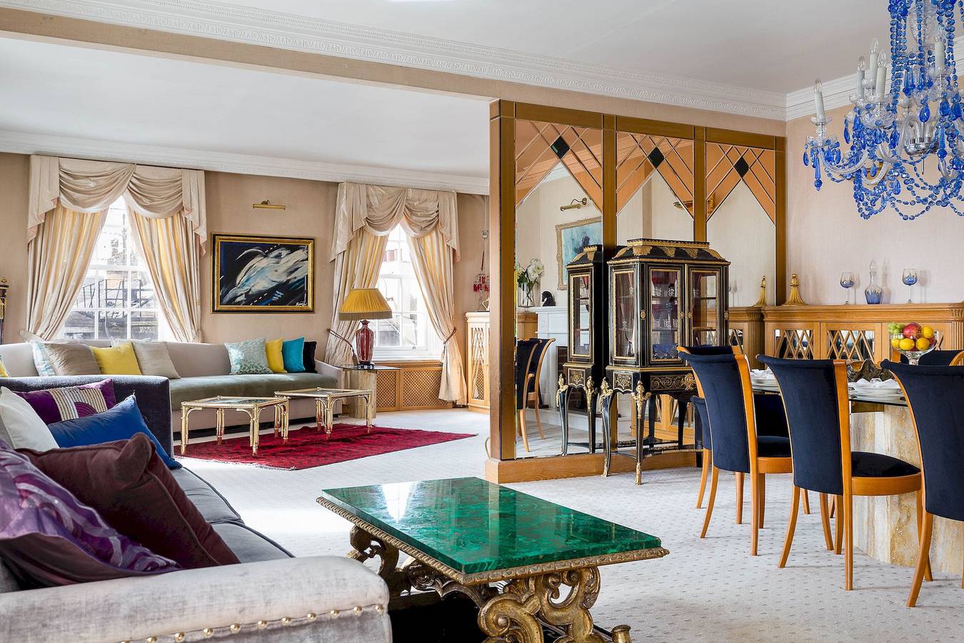 Entire apartment, Penthouse 3-bed 3-bath on Marble Arch in Hyde Park Estate, London