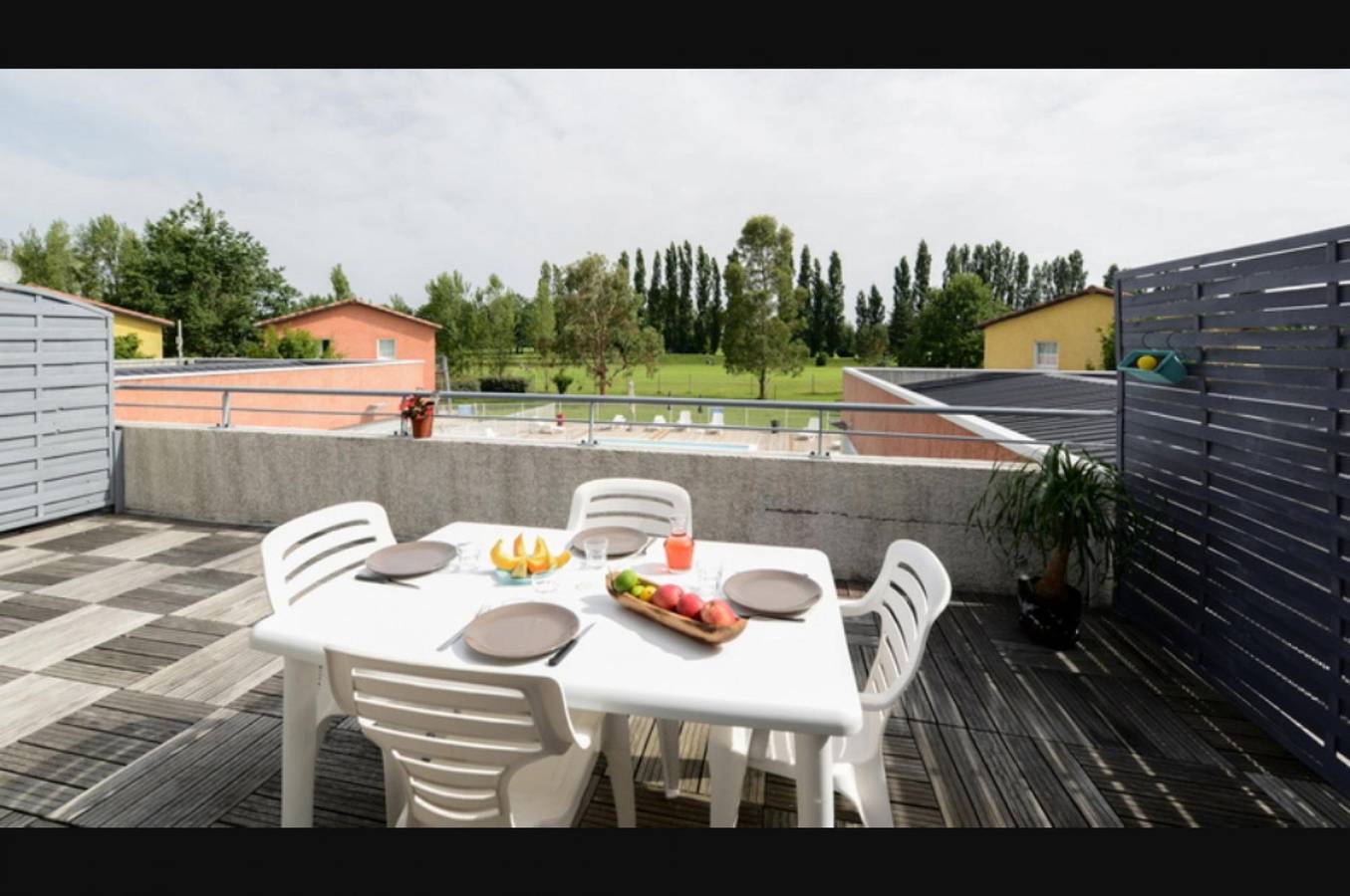 Ganze Wohnung, Le Domaine du Green -Two-Bedroom Apartment in Rivières, Albi und Umgebung