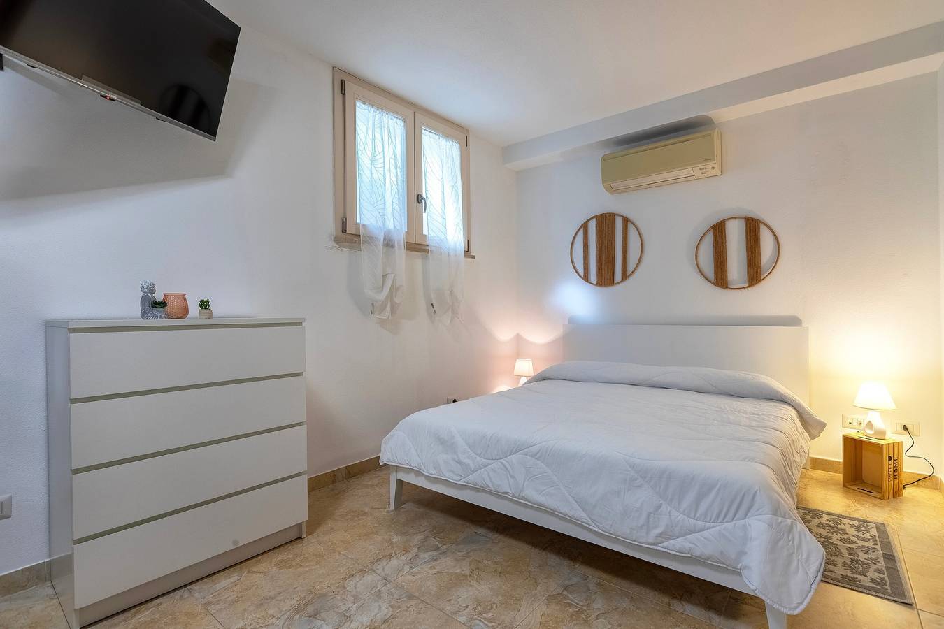 Estudio entero, Estudio 'L'Angolo Monolocale- Porto Torres' con Terraza Compartida, Wi-Fi y Aire Acondicionado in Porto Torres, Provincia de Sassari