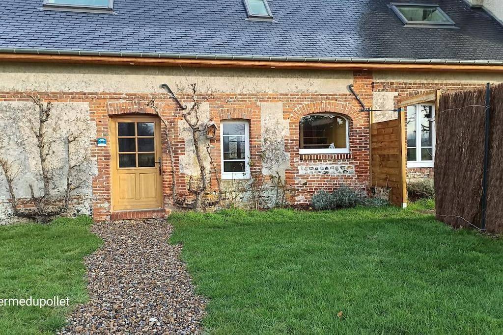 Two-Bedroom House in Torcy-le-Petit, Région de Dieppe