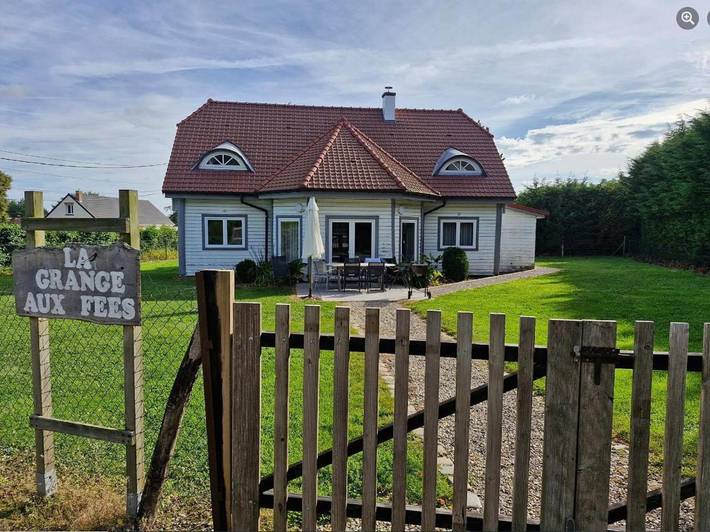 Location de vacances pour 10 personnes, avec vue et jardin, adapté aux familles à Bernay-en-Ponthieu - 2