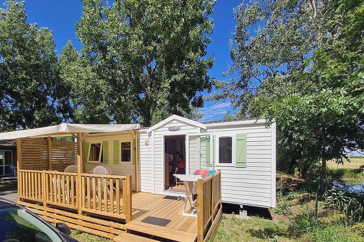 Maison de vacances pour 6 personnes, avec jardin et piscine, animaux acceptés à Angles