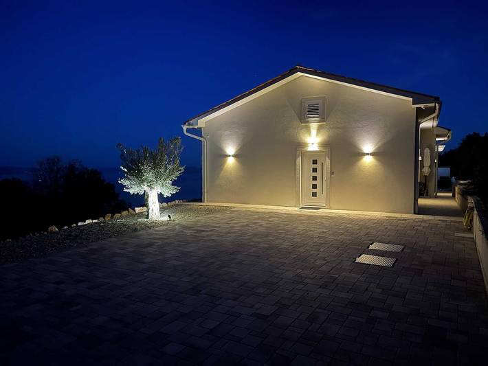 Angel Marie Villa in ruhiger Lage mit Meerblick in Labin, Ostküste Istrien