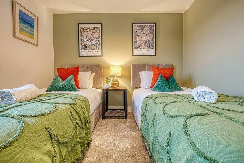 Entire apartment, Ashcroft Loft - town centre apartment in Cirencester, Gloucestershire