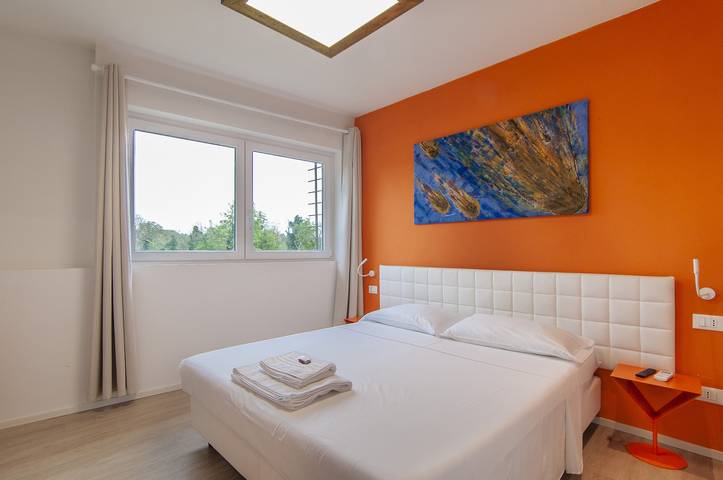 Bed and breakfast for 2 people in Verona