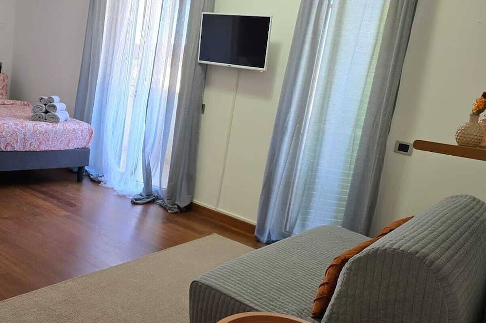 Appartamento intero, Appartamento Int. 6, Appartamento 6 in Marina di Massa, Massa