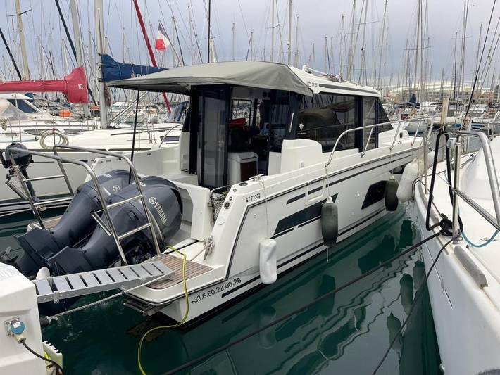 Bateau pour 6 personnes, avec terrasse et vue, adapté aux familles en Provence-Alpes-Côte d'Azur - 2