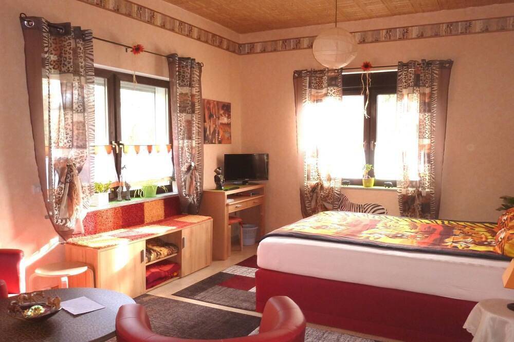 Ganze Wohnung, Blick in die Natur in Ilmenau, Thüringer Kernland