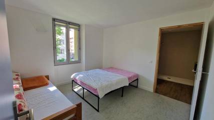 Gîte pour 3 personnes, avec balcon à Moûtiers