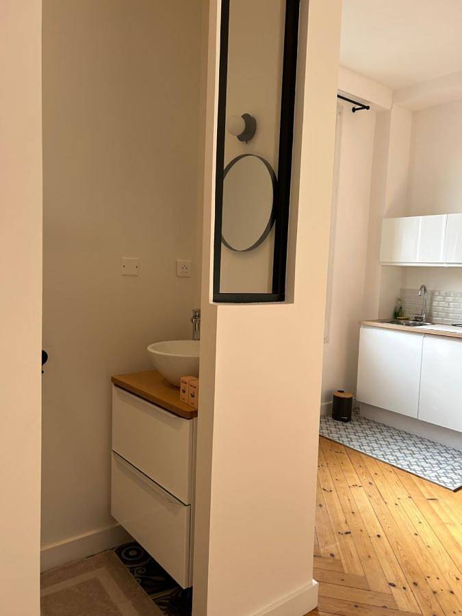 Chambre toute équipée in Lisieux, Région de Lisieux