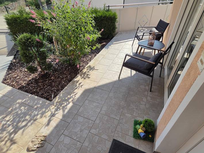 Ferienwohnung Bernhardswald - Ferienwohnung mit Terrasse und Garten