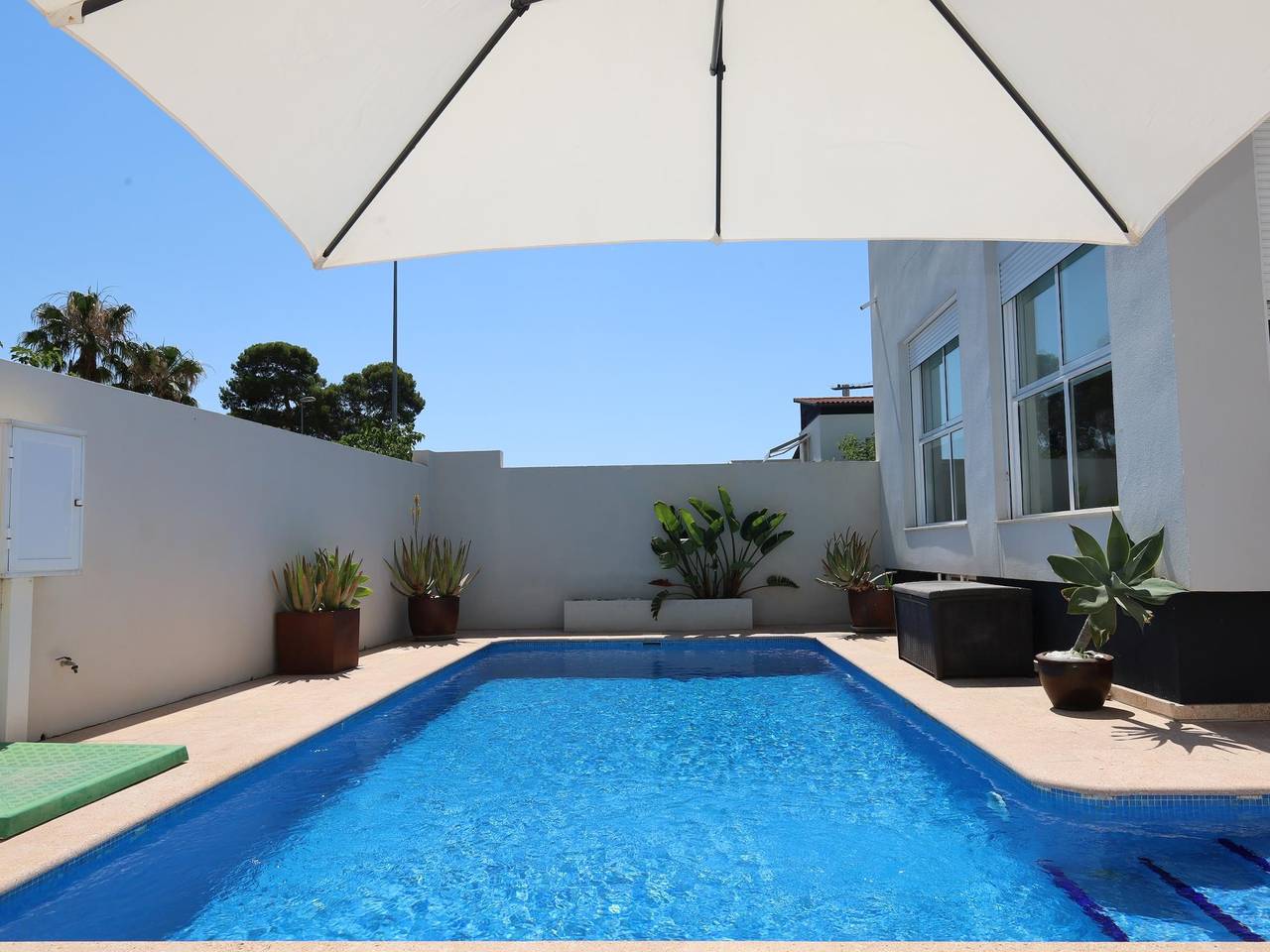 Villa Premium avec Piscine Privée et Parking San Juan Alicante. 3 chambres in El Barrio, Sant Joan d'Alacant