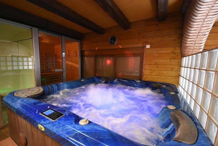 Casa rural para 8 personas, con Balcón y Jacuzzi además de Terraza y Jardín en Provincia de Ciudad Real - 2