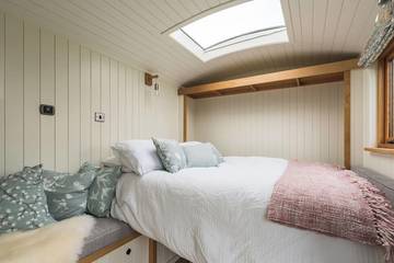 Holiday Apartment for 2 People in Isle of Anglesey, North-Wales, Photo 3