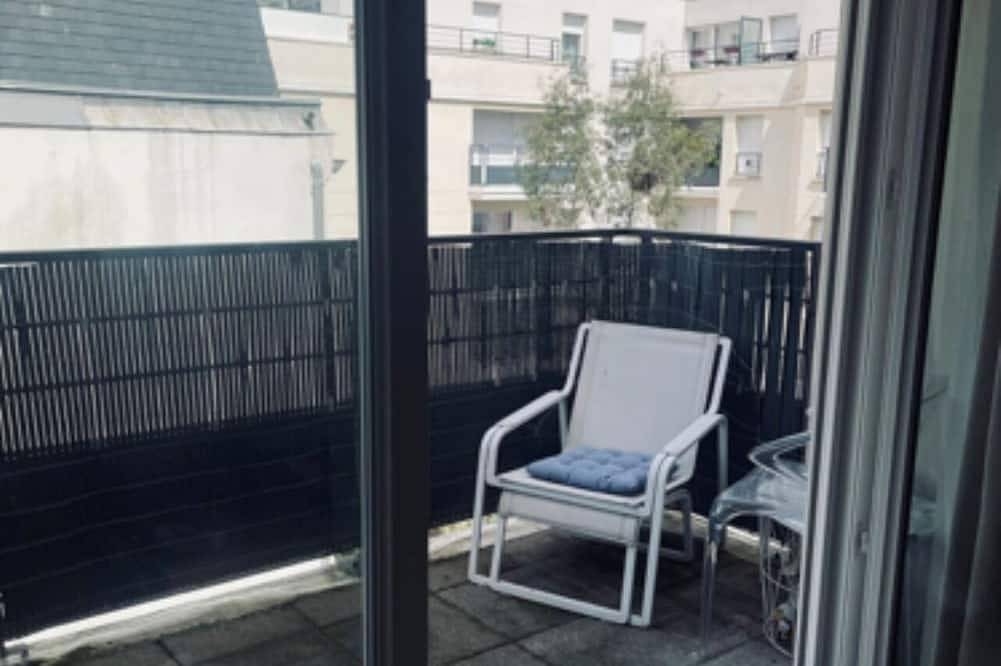 Entire apartment, T2 near train station in Houilles, Yvelines