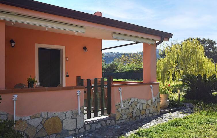 Cozy Cirella Apartment with Parking & WiFi in Diamante, Tyrrhenian Coast Kalabria
