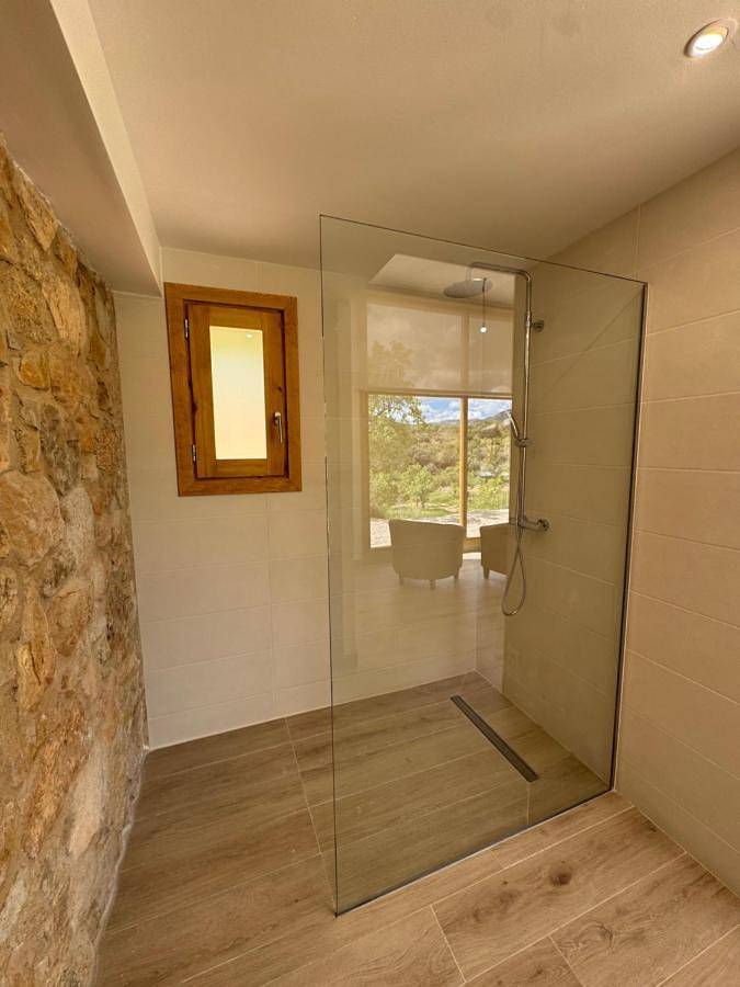 Casa rural para 2 personas, con jardín y jacuzzi, Se admiten mascotas en Massis dels Ports - 2