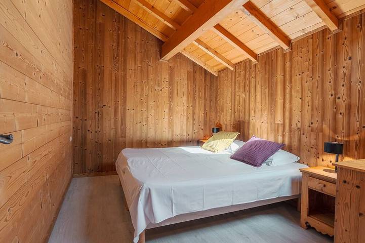 Gîte pour 8 personnes, avec jacuzzi, animaux acceptés à La Compôte - 4