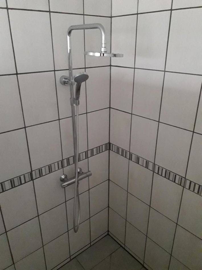 Location de vacances pour 6 personnes, avec jardin à Vesly - 3