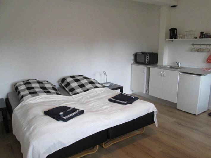 Bed and breakfast for 2 personer, med Terrasse og Have samt Udsigt i Roskilde