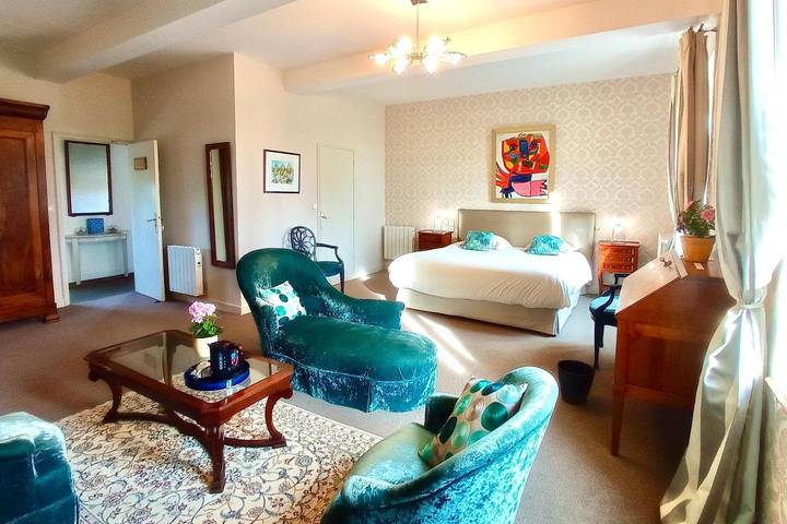 Chambre d’hôte pour 3 personnes, avec jardin et sauna ainsi que piscine et vue à Saint-Affrique-les-Montagnes - 2