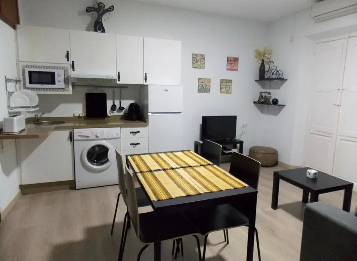 Apartamento de vacaciones para 4 personas, con balcón - 1