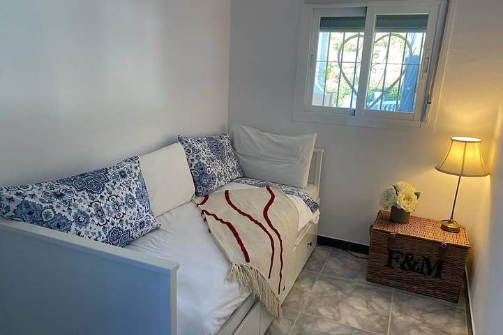 Casa Bán Superbe villa avec climatisation 3 chambres 2 salles de bain. Piscine privée & BBQ in Canillas de Albaida, Province de Málaga