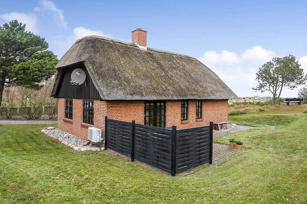 Schönes Ferienhaus mit Kaminofen und herrlichem Blick auf den Nissum Fjord in Ulfborg, Nissum Fjord