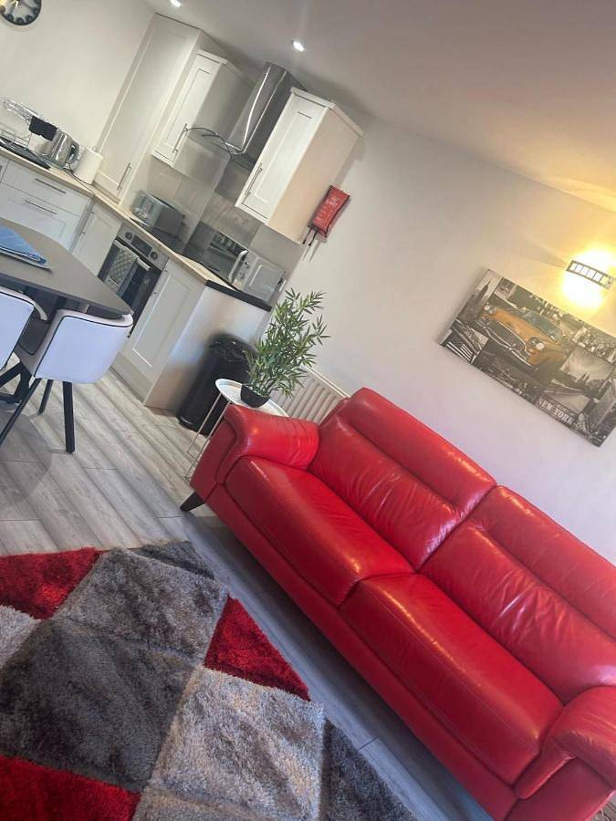 Apartamento para 4 personas, con jardín y vistas al lago, Familias con niños en Belfast