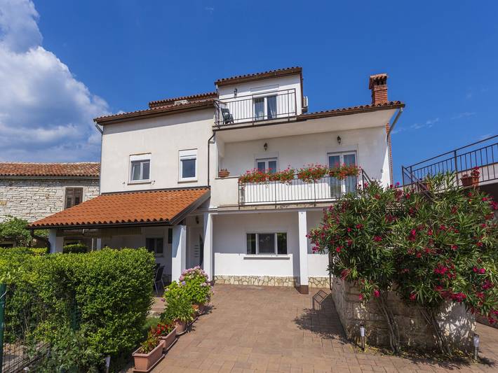 Ferienhaus für 10 Personen, mit Garten und Pool, kinderfreundlich in Marčana - 3