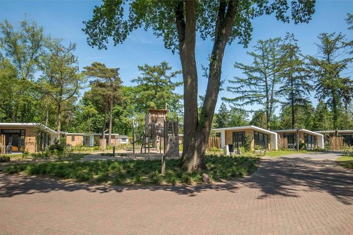 Ferienhaus für 5 Personen, mit Terrasse und Pool