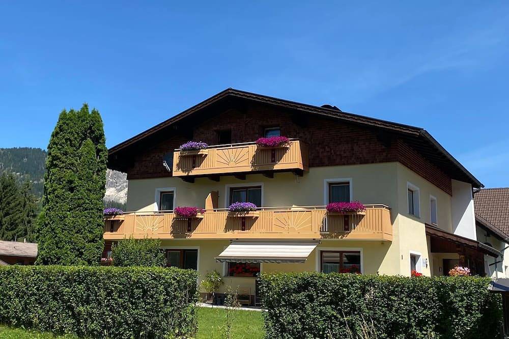 Ganze Wohnung, Doppelzimmer - Landhaus Pflauder in Grän, Allgäuer Alpen (Österreich)