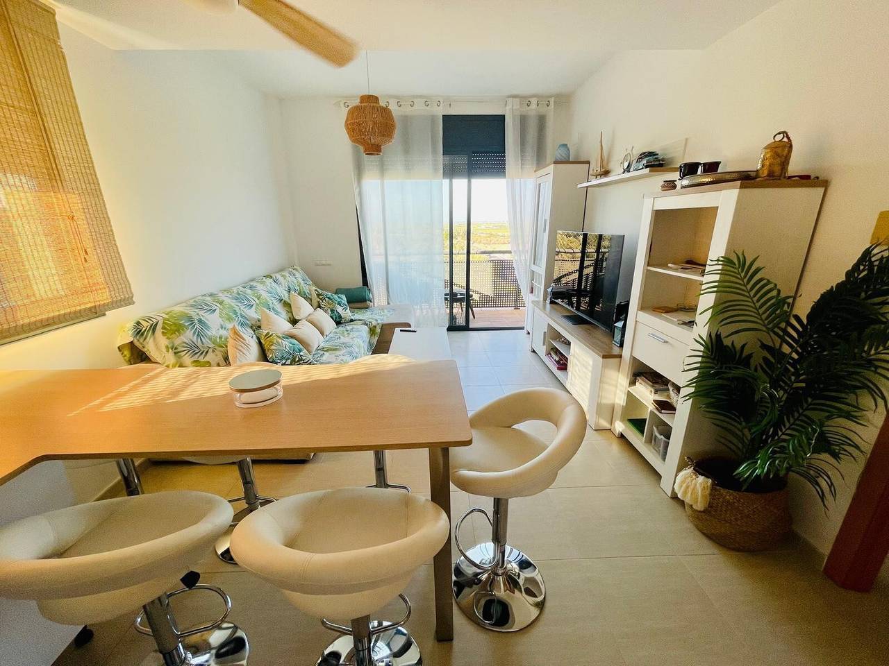 Ganze Wohnung, Apartment „Flamingos House“ mit Meerblick, Wlan und Klimaanlage in Sant Carles de la Ràpita, Delta de l'Ebre
