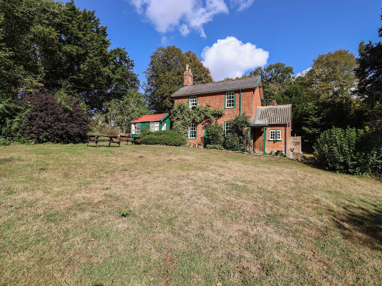 Warren Cottage in Suffolk