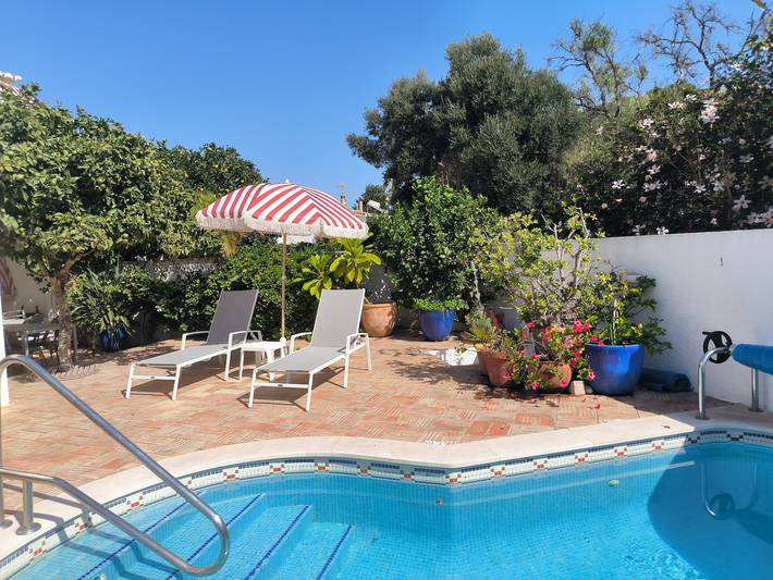 Casa de férias para 6 pessoas, com jardim e varanda em Luz