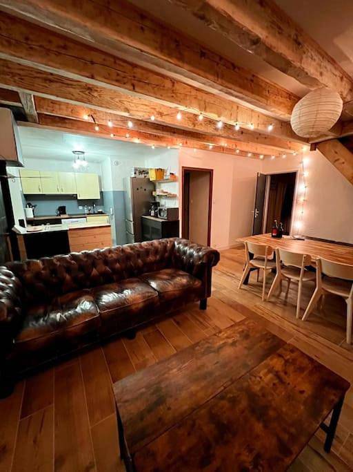 Appartement entier, Blancs Vercors, appartement-gîte in Lans-en-Vercors, Parc naturel régional du Vercors