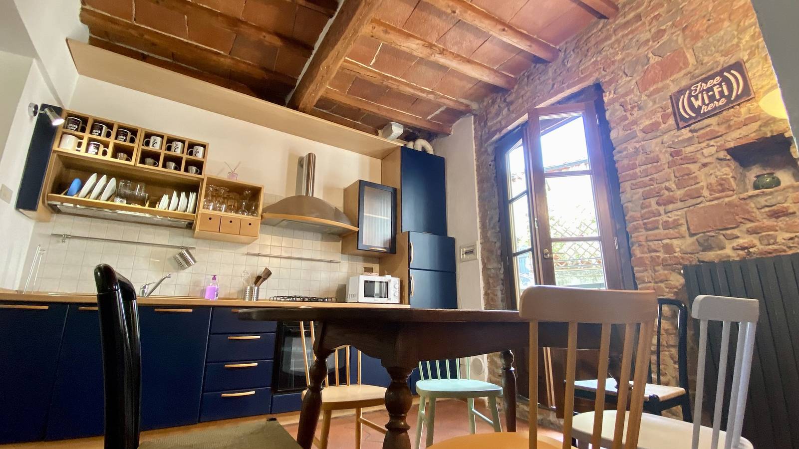 Entire apartment, Panicale 7 in Florence city center, Florence