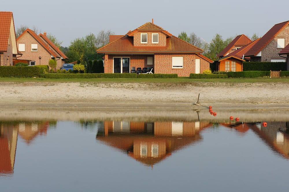 Ferienhaus unmittelbar am Badesee in Walchum, Landkreis Emsland