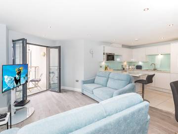 Holiday Home for 4 People in Newquay, Cornwall, Photo 4