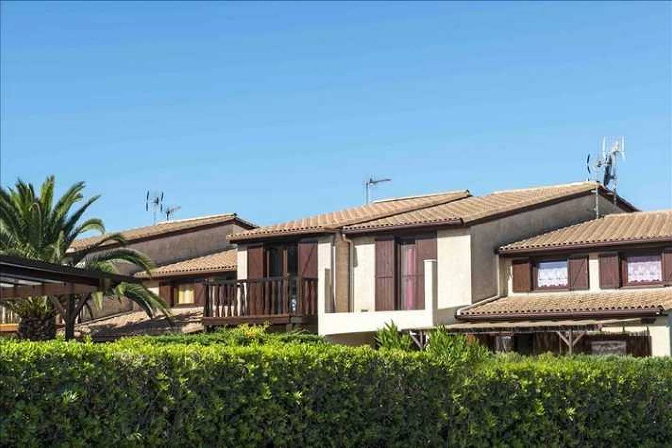 Zecamping 3* 500m plage parc aquatique pet friendly locatif Tv Lv Bbq in Portiragnes Plage, Portiragnes