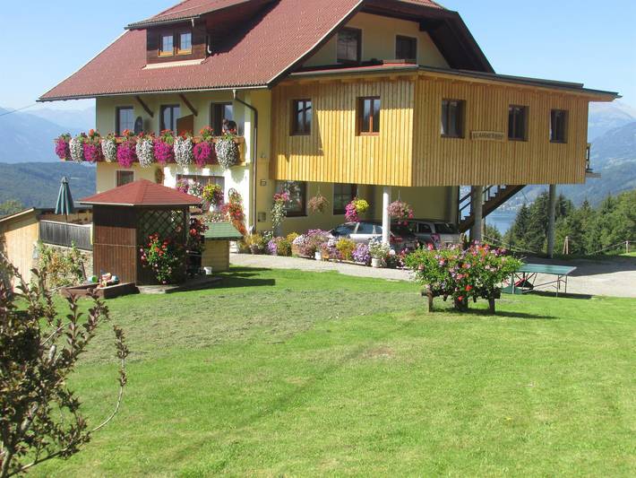 Ferienwohnung für 4 Personen, mit Ausblick und Seeblick sowie Balkon und Garten am Millstätter See - 3