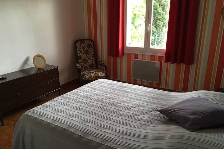 Location de vacances pour 6 personnes, avec terrasse et jardin, animaux acceptés à Saint-Jean-de-Maruéjols-et-Avéjan - 3